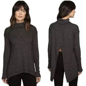 Free People We The Free Split Back Thermal Turtleneck Top Size M